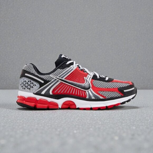 Athletic_Shoes